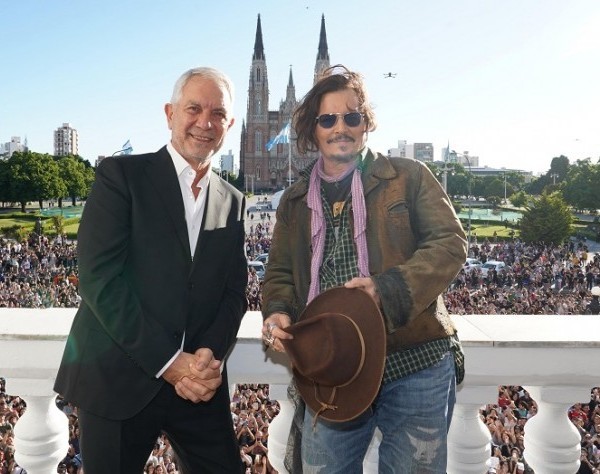 La Plata: El intendente Alak distinguió como Visitante Ilustre a Johnny Depp