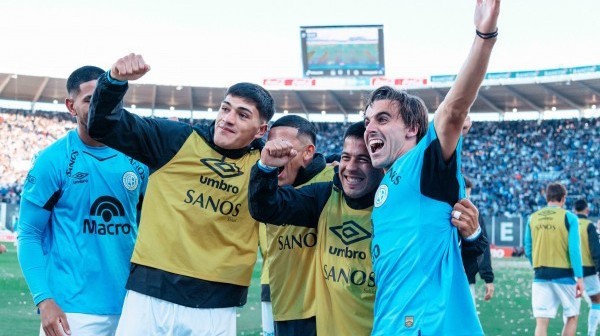 Play Off: En un final escandaloso, Belgrano eliminó a Talleres del Torneo Apertura
