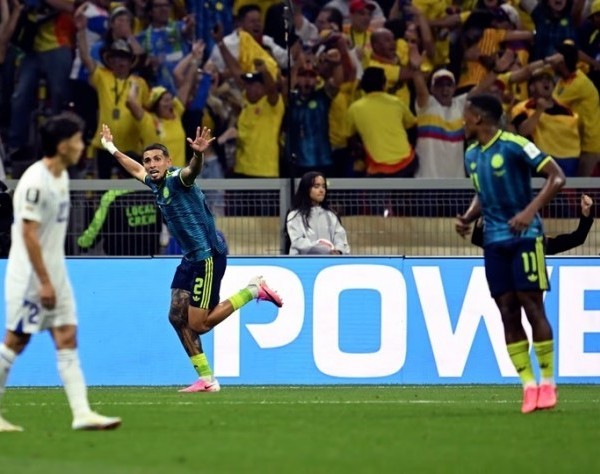 Colombia se impuso ante Uzbekistán y cerró la primera fecha del Mundial