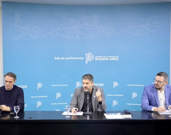 Bianco cruzó a Máximo Kirchner, pero buscó bajarle el tono a la interna